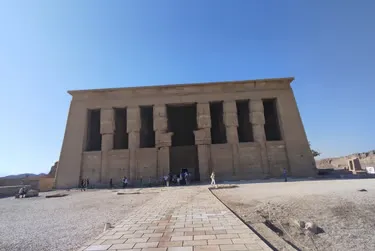 dendara-Ef9al6H3SvSsWHu0